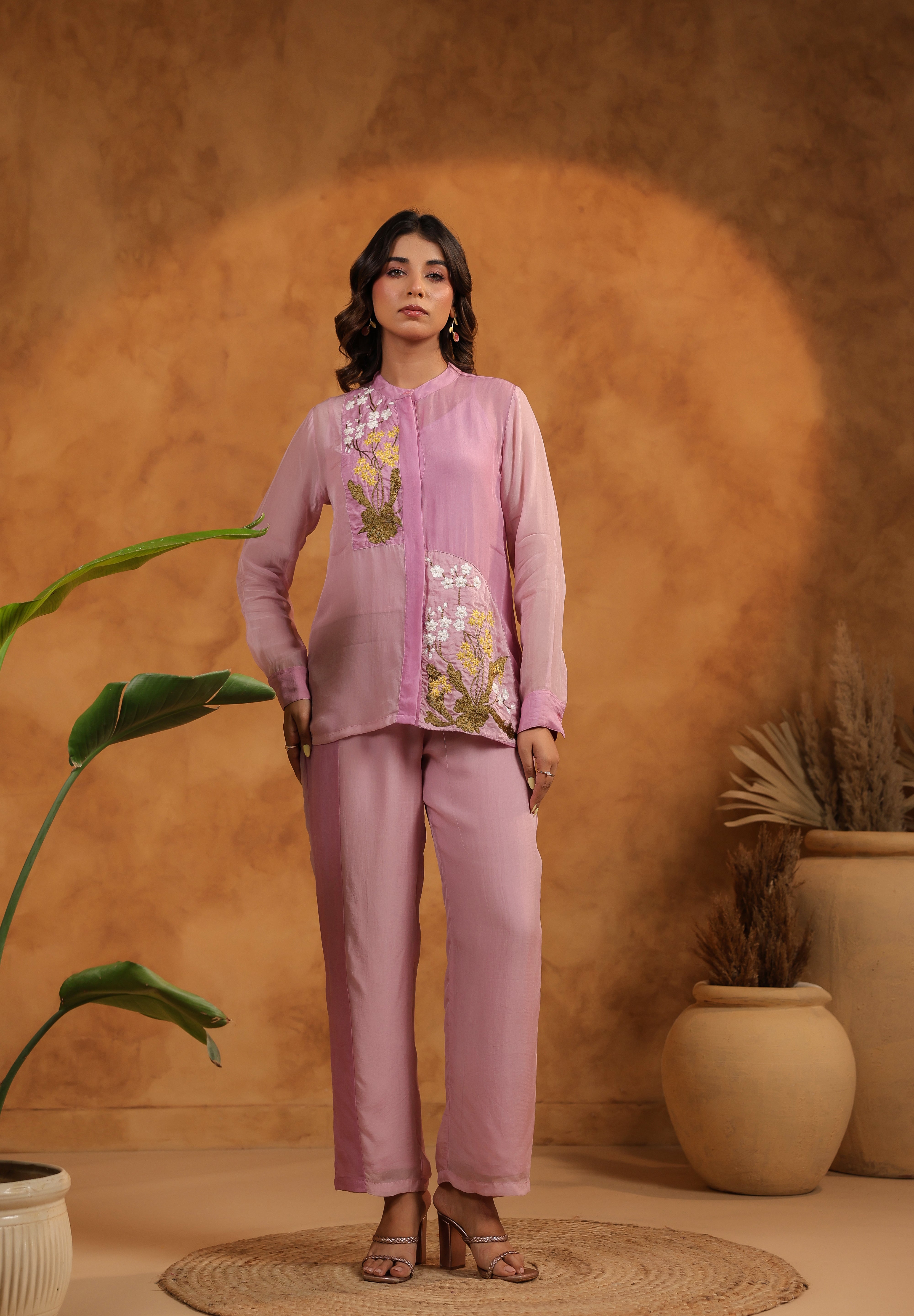 Front view of Orchid Bloom Panelled Set on model
